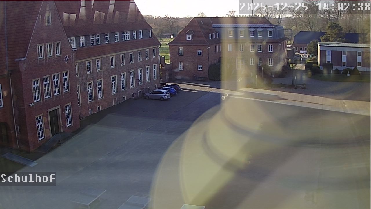 Webcam Schulhof 14:02