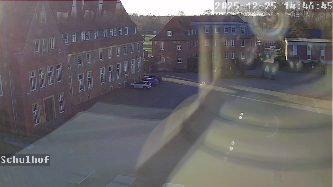 Webcam Schulhof 14:46