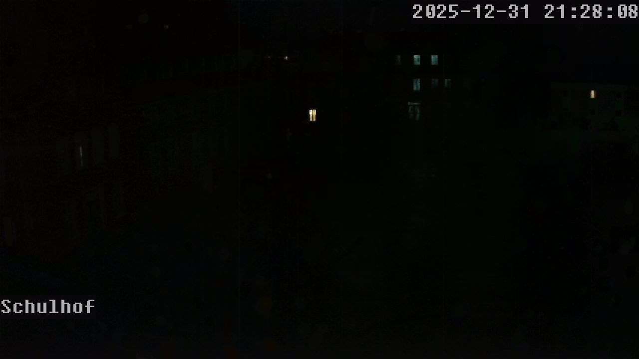 Webcam Schulhof 21:28