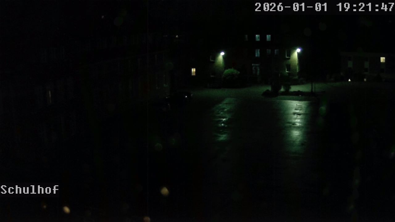 Webcam Schulhof 19:21