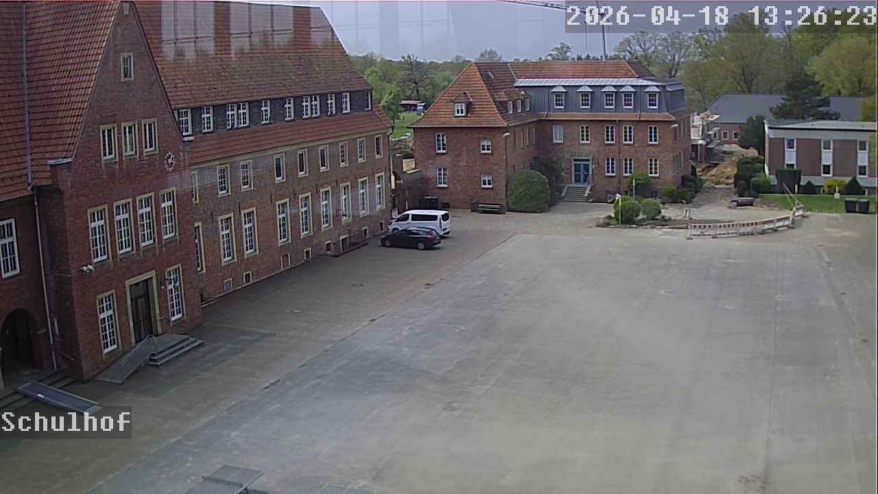Webcam Schulhof 13:26