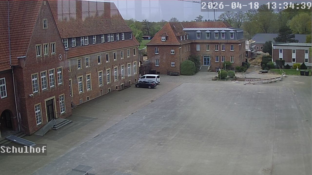 Webcam Schulhof 13:34