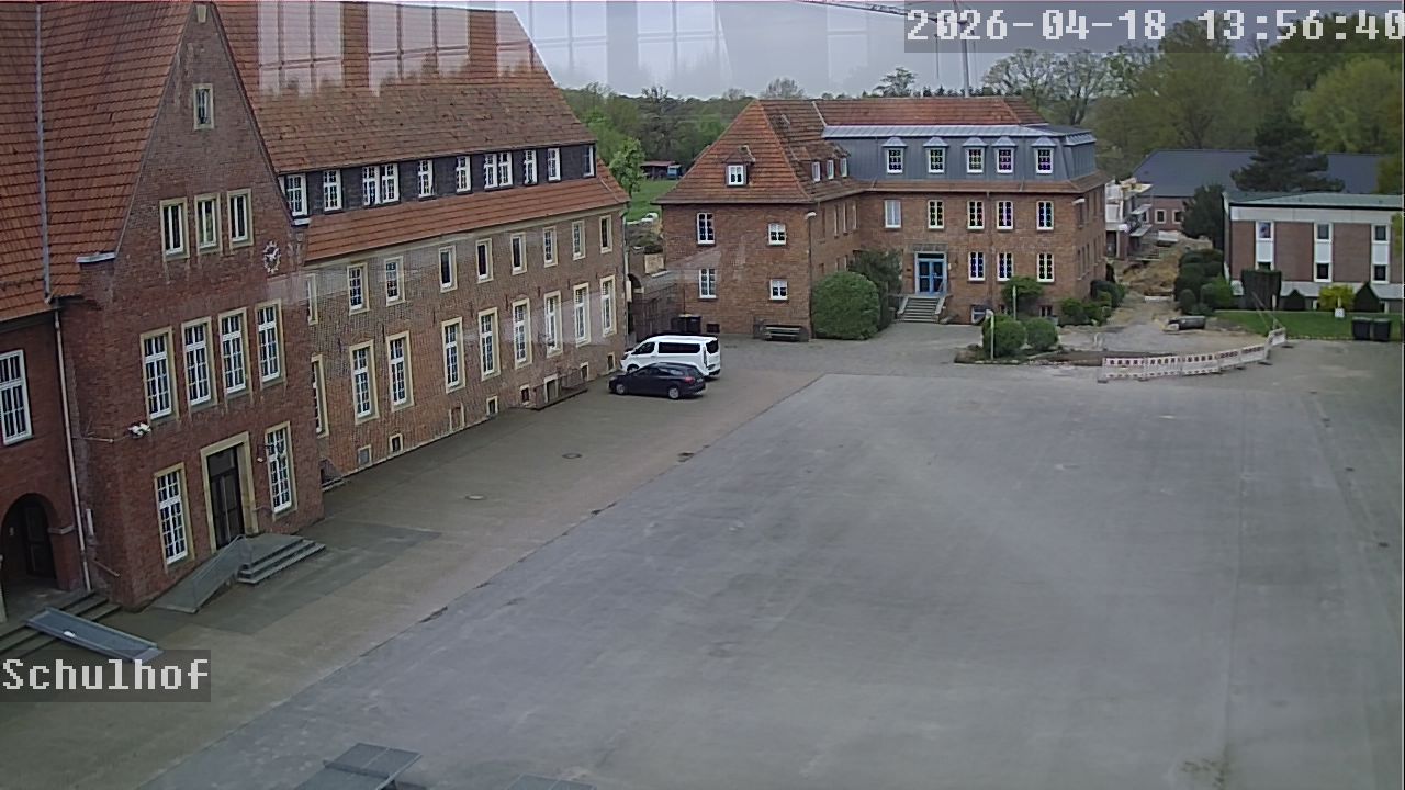 Webcam Schulhof 13:56
