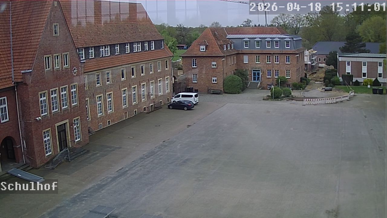 Webcam Schulhof 15:11