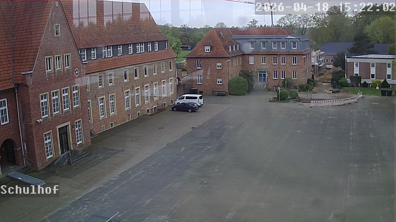 Webcam Schulhof 15:22