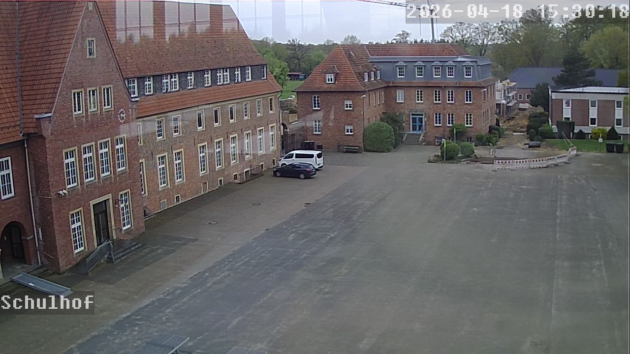 Webcam Schulhof 15:30
