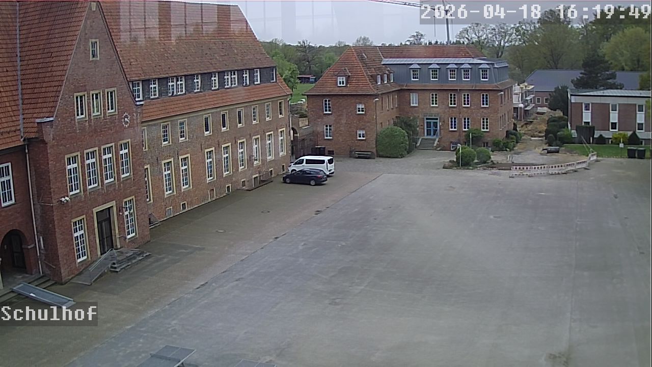 Webcam Schulhof 16:19