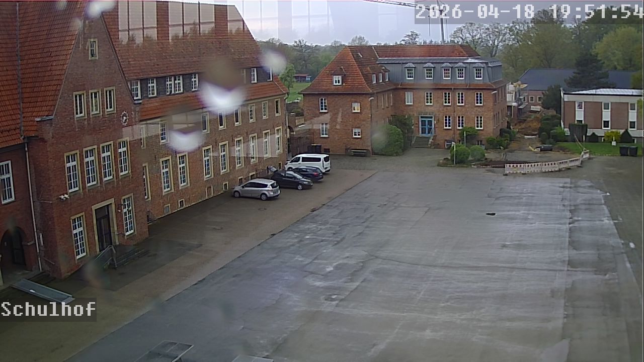 Webcam Schulhof 19:51