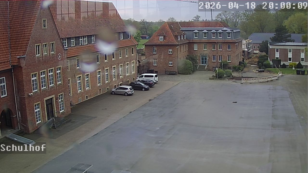 Webcam Schulhof 20:00