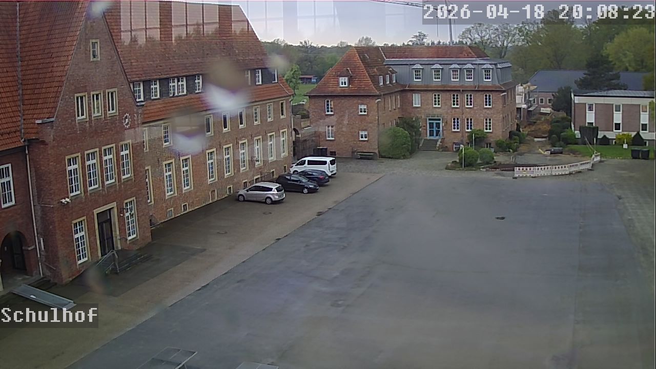 Webcam Schulhof 20:08
