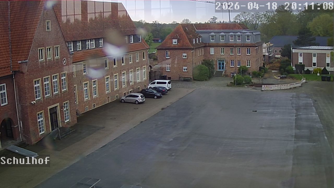 Webcam Schulhof 20:11