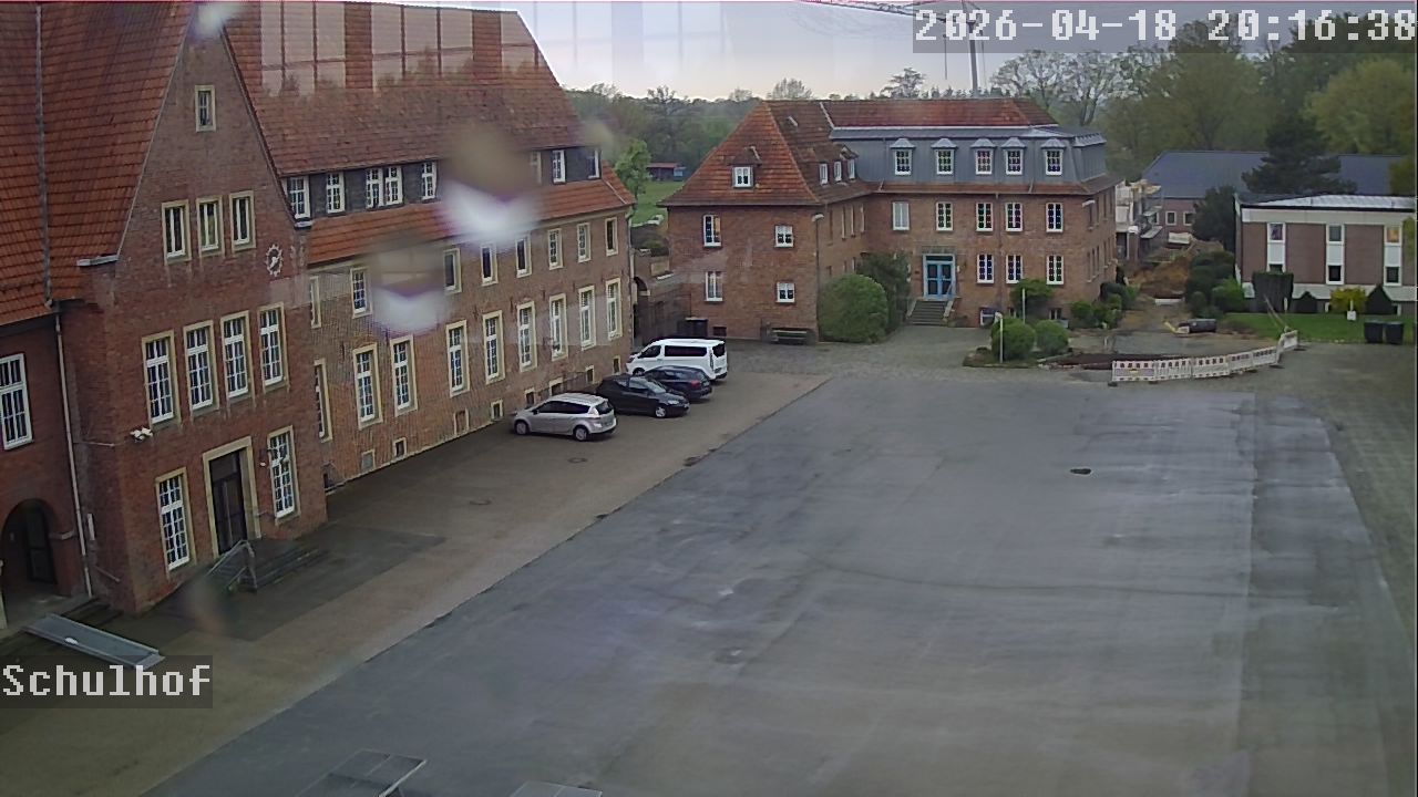 Webcam Schulhof 20:16