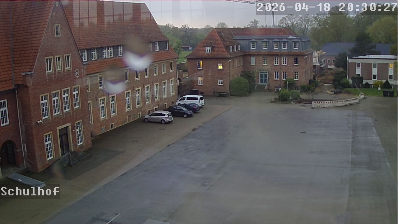 Webcam Schulhof 20:30