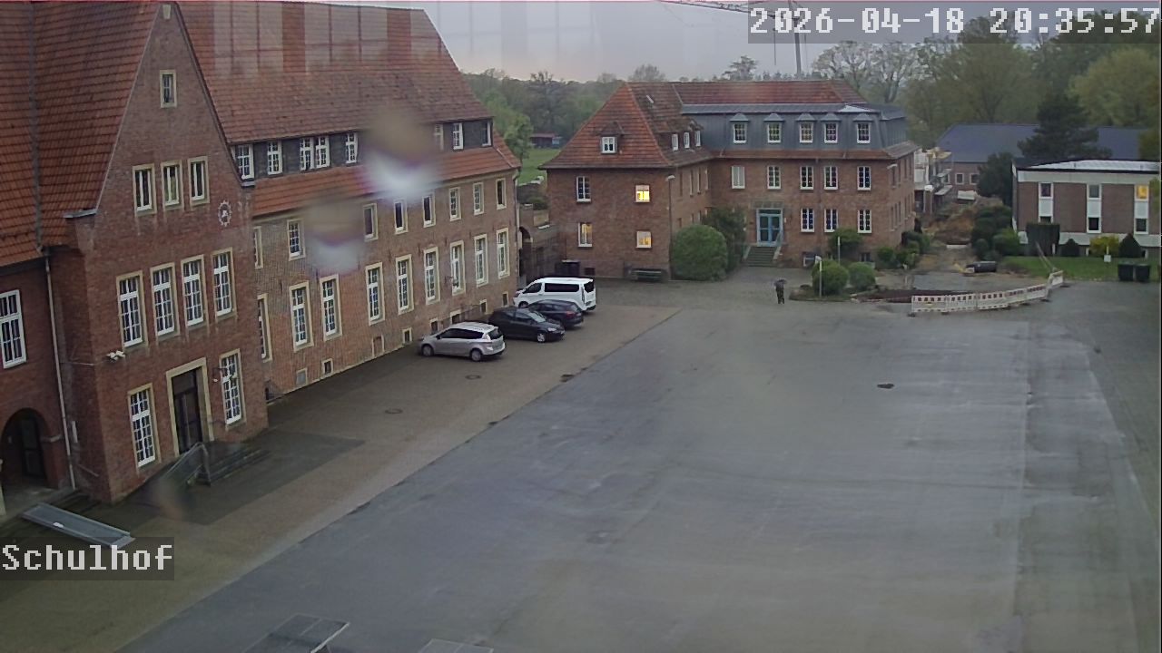 Webcam Schulhof 20:35