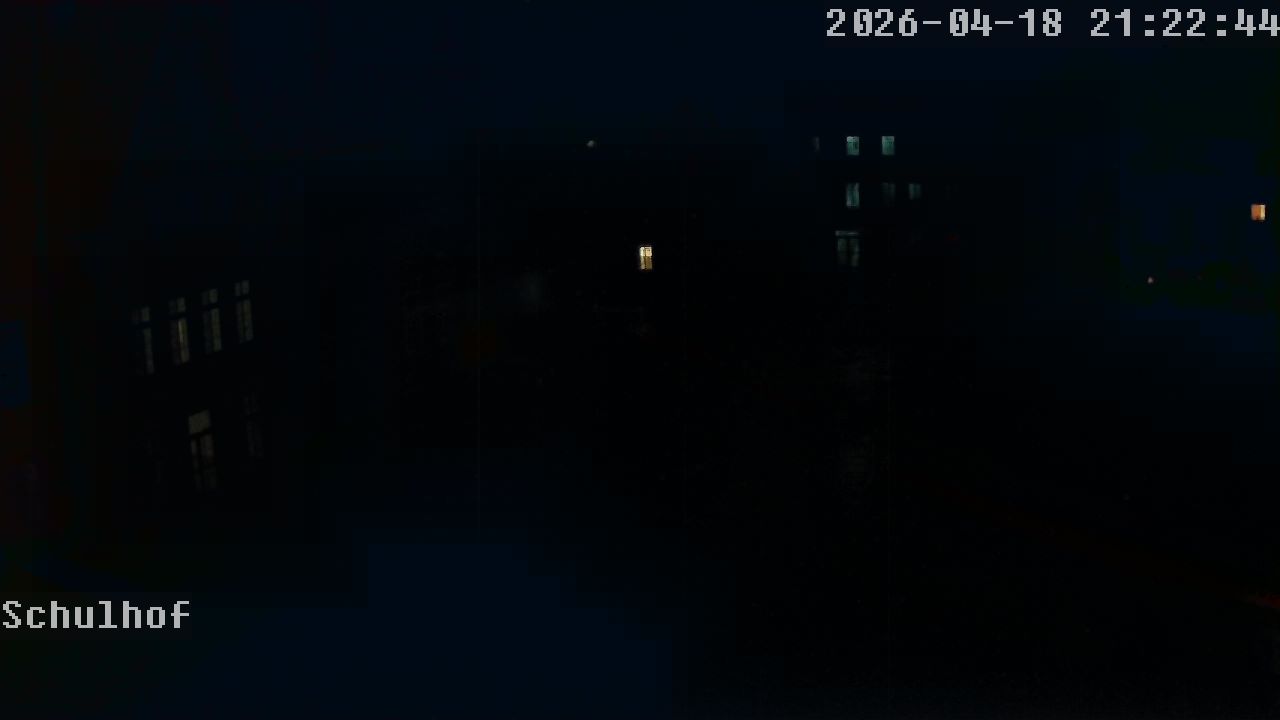 Webcam Schulhof 21:22