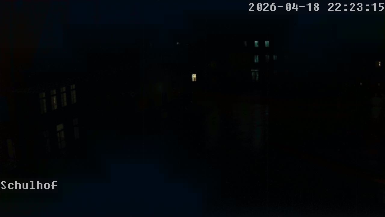 Webcam Schulhof 22:23