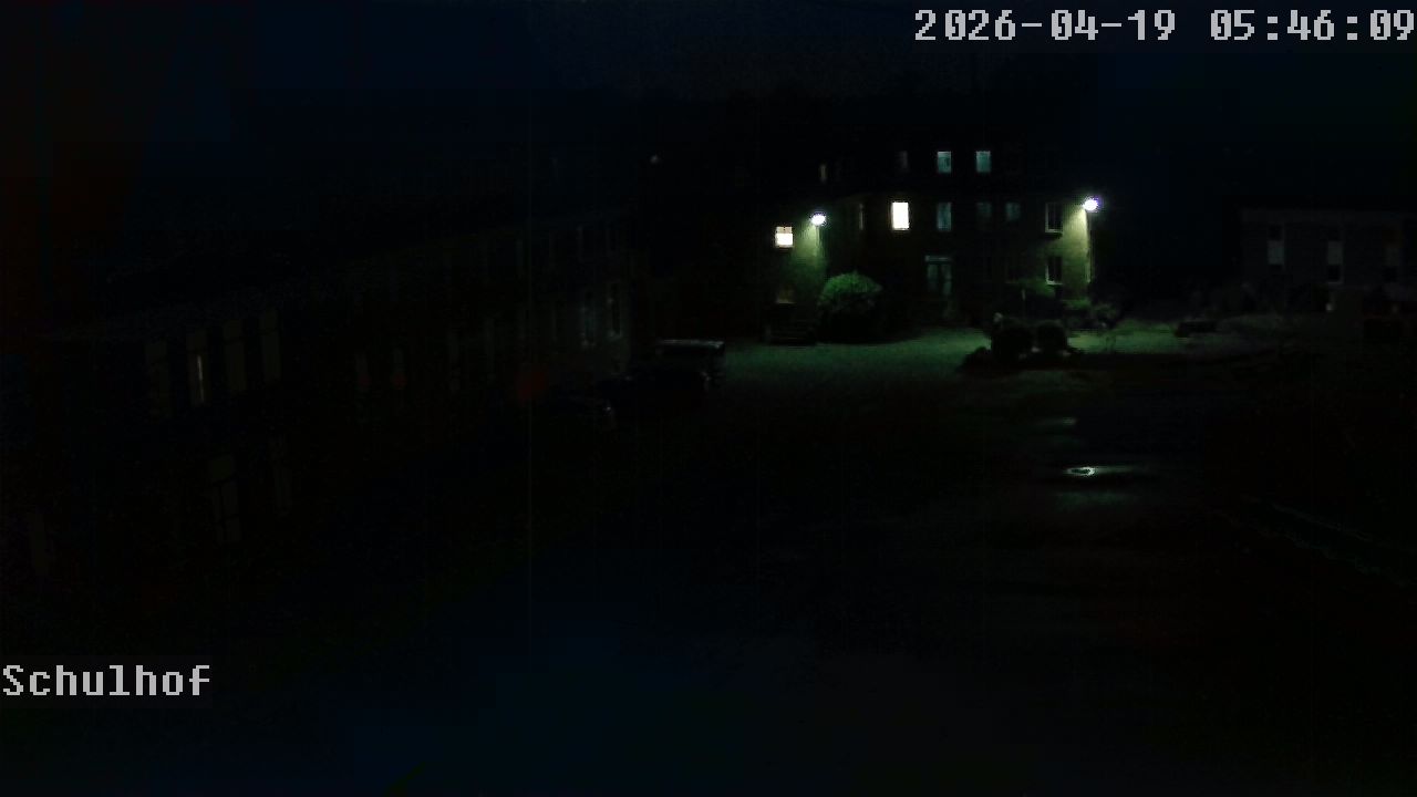 Webcam Schulhof 05:46