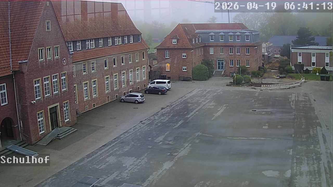 Webcam Schulhof 06:41
