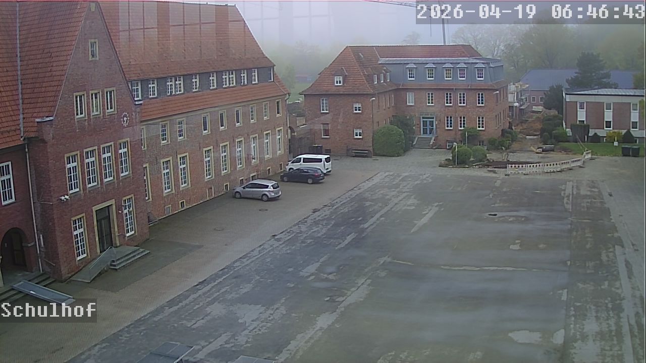 Webcam Schulhof 06:46