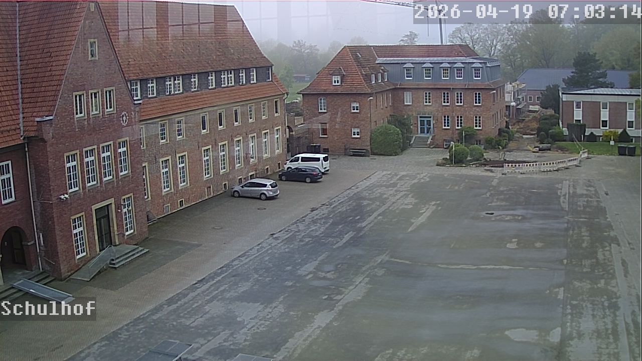 Webcam Schulhof 07:03