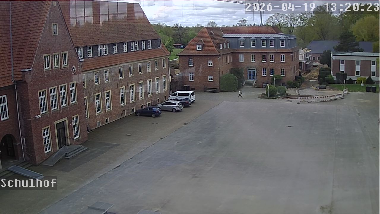 Webcam Schulhof 13:20