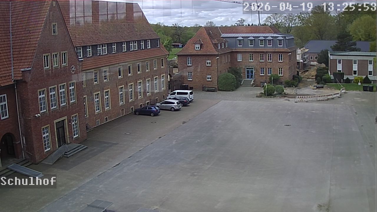 Webcam Schulhof 13:25