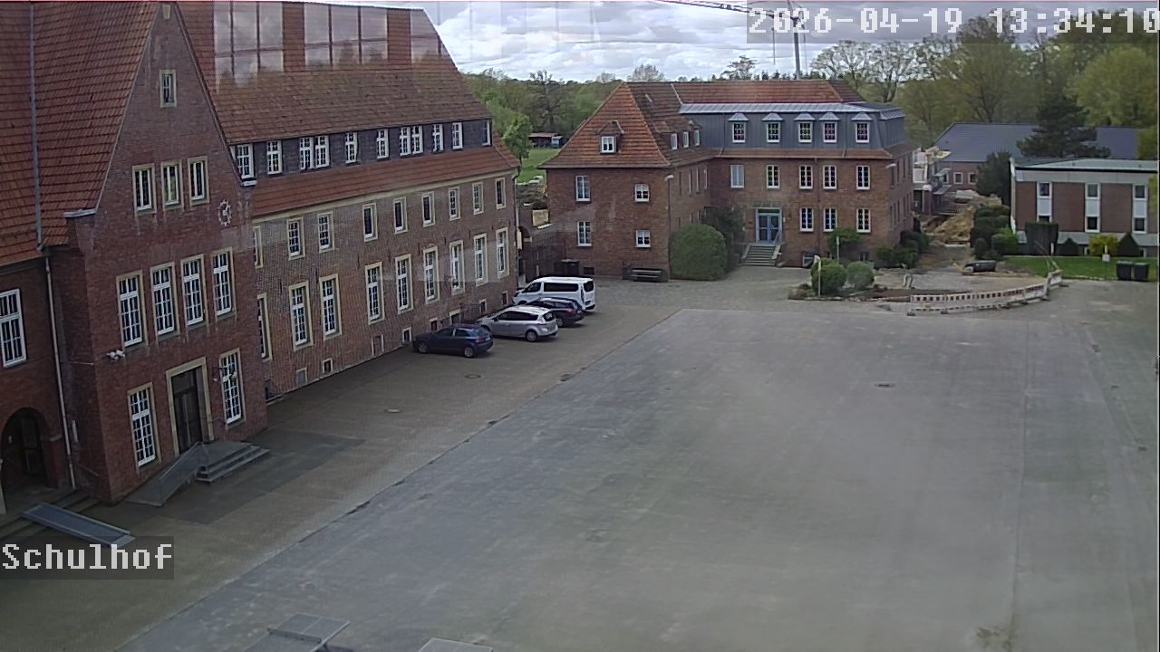 Webcam Schulhof 13:34