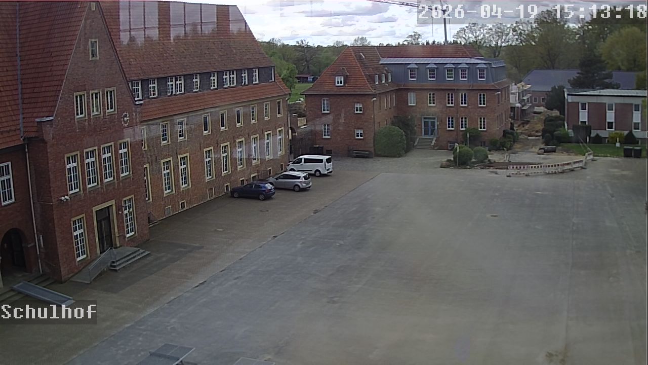 Webcam Schulhof 15:13