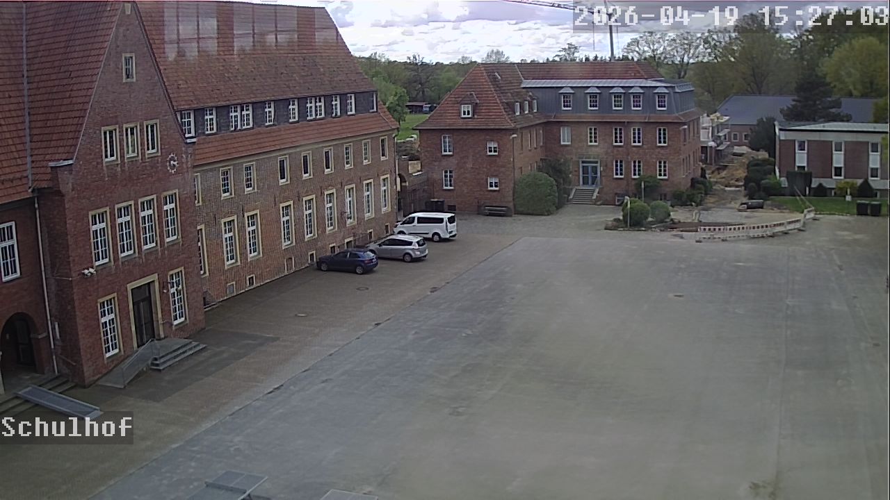 Webcam Schulhof 15:27
