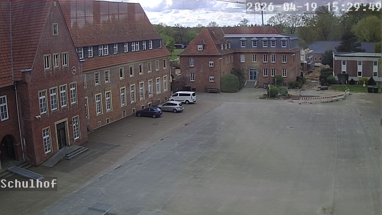 Webcam Schulhof 15:29
