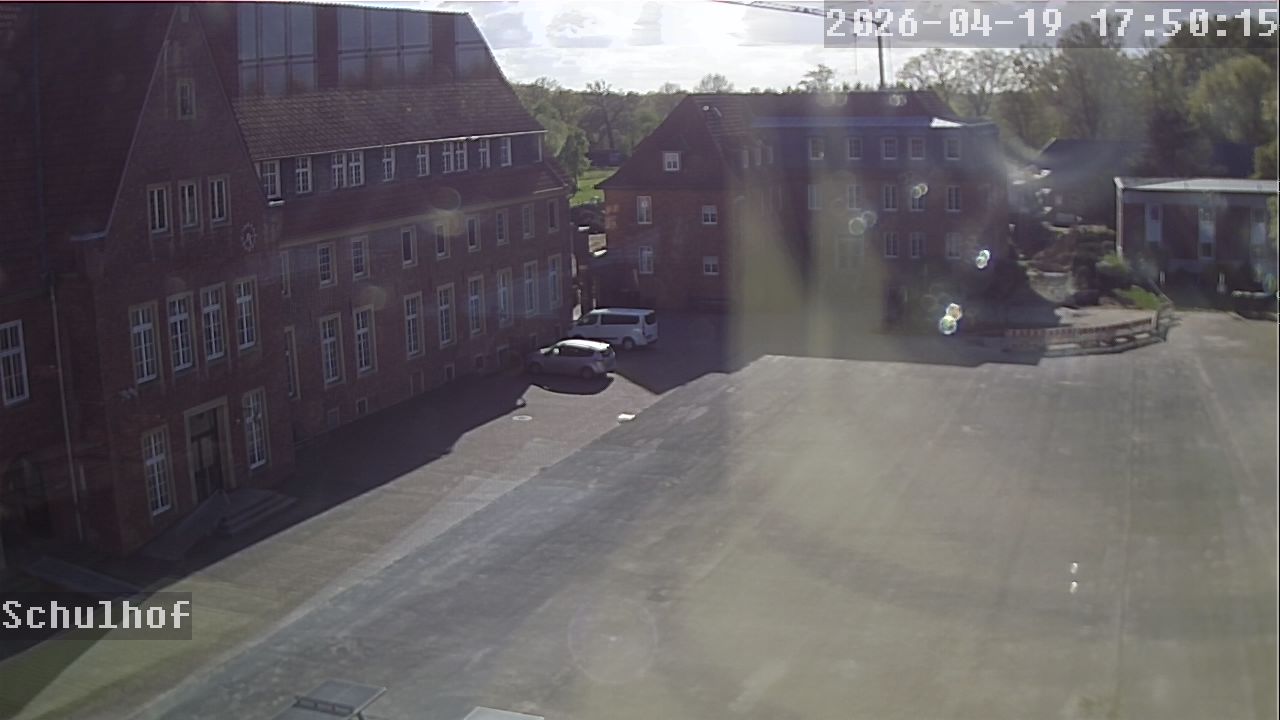 Webcam Schulhof 17:50