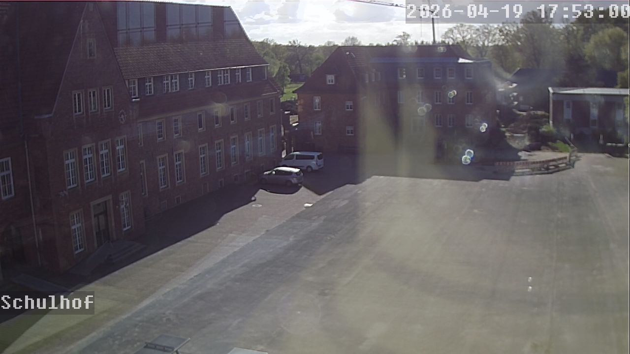 Webcam Schulhof 17:53