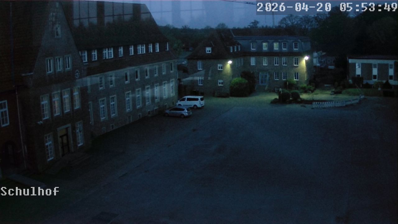 Webcam Schulhof 05:53