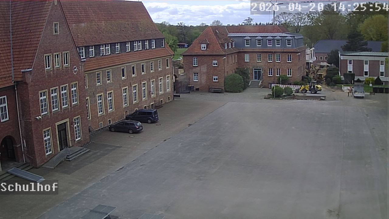 Webcam Schulhof 14:25
