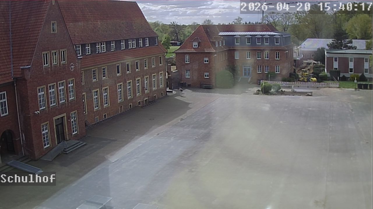 Webcam Schulhof 15:40