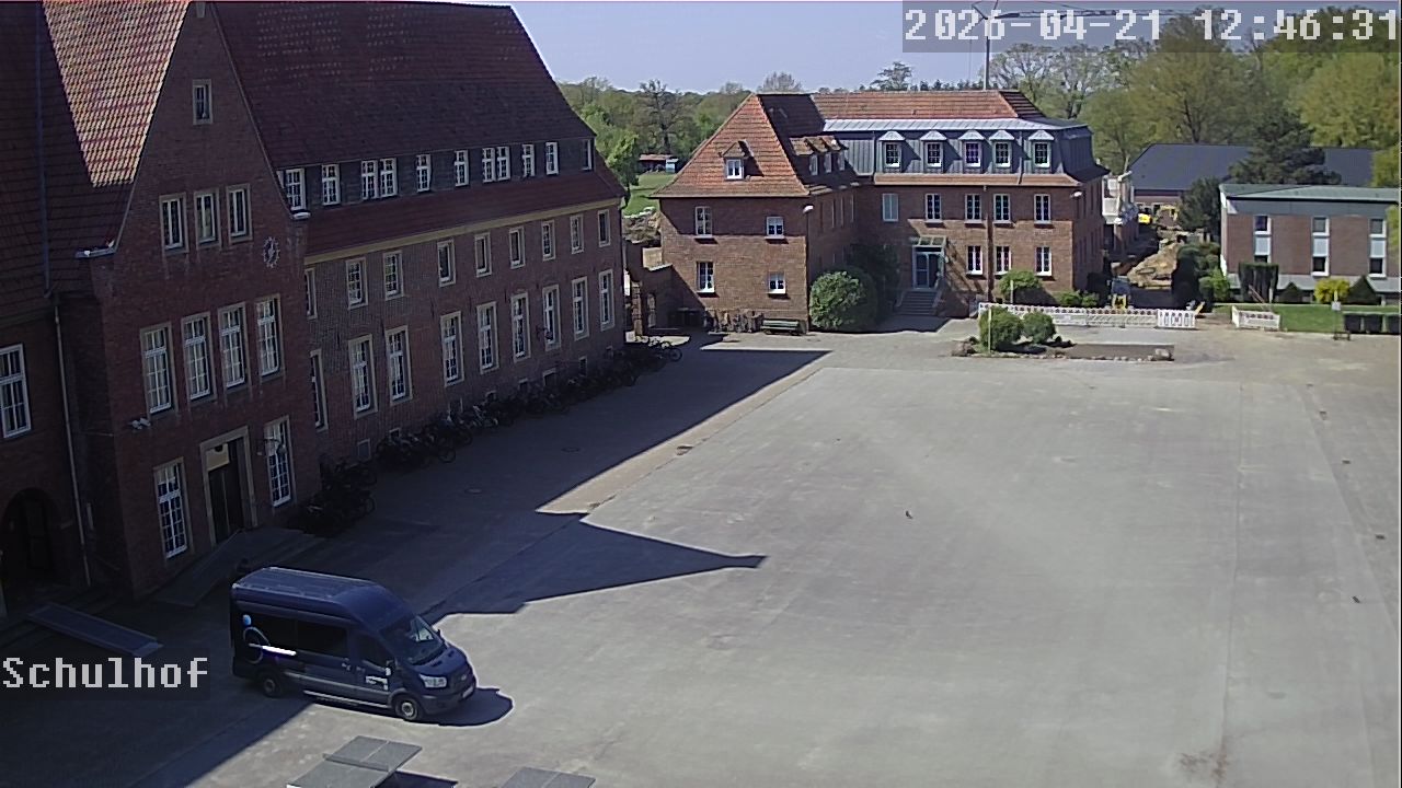 Webcam Schulhof 12:46