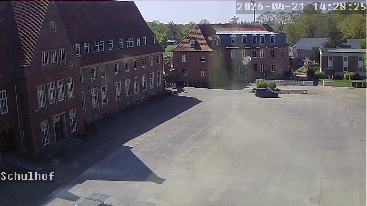 Webcam Schulhof 14:28