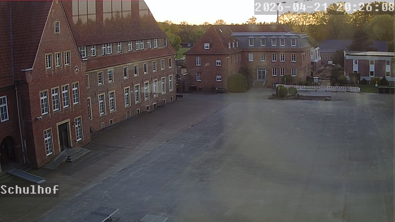 Webcam Schulhof 20:26