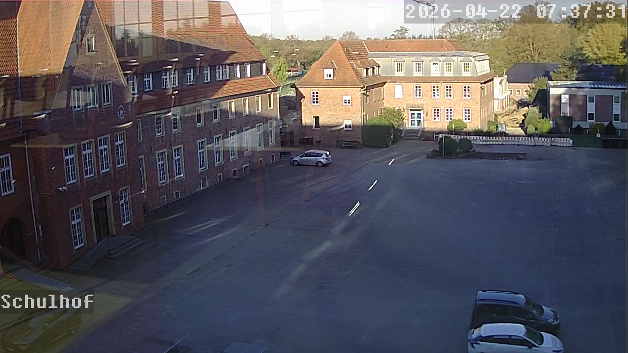 Webcam Schulhof 07:37