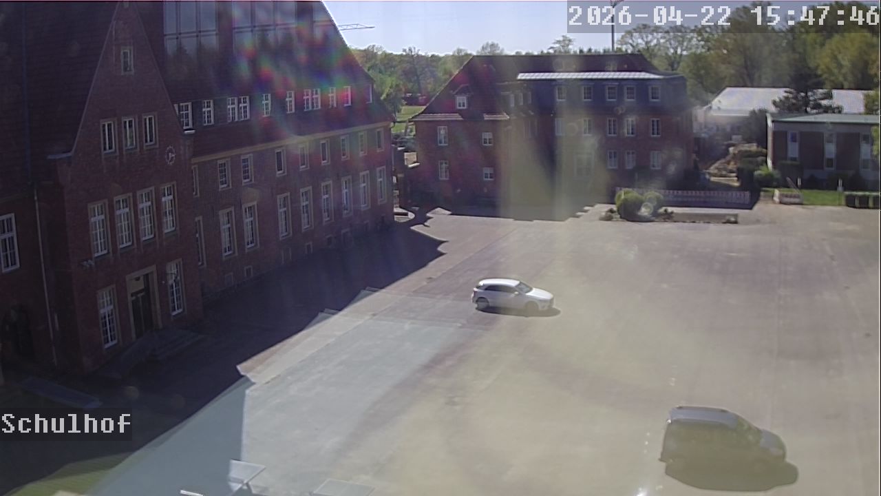 Webcam Schulhof 15:47