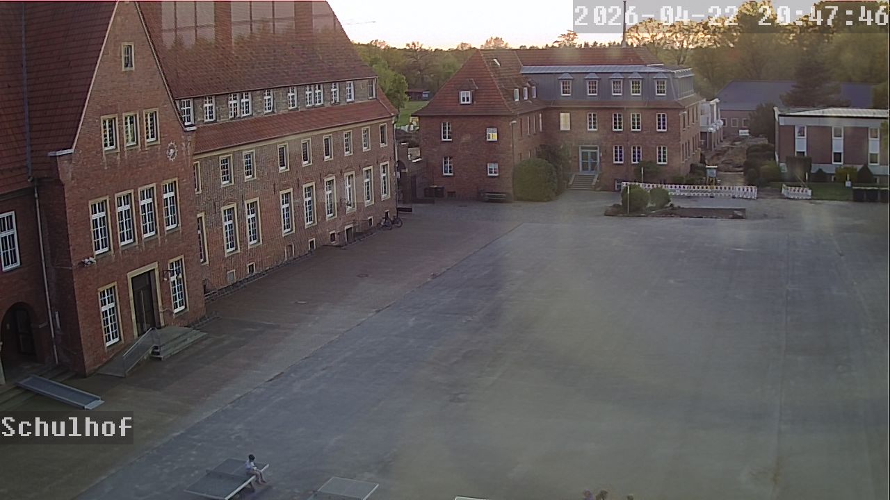 Webcam Schulhof 20:47