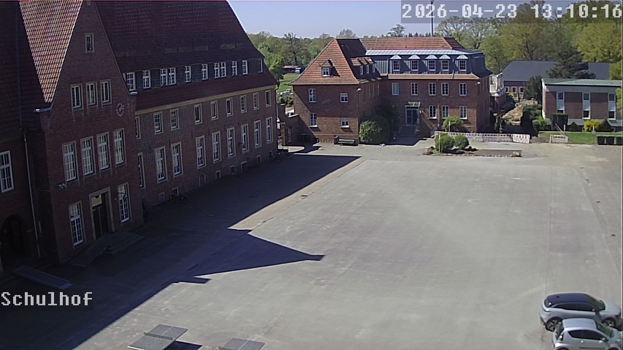 Webcam Schulhof 13:10