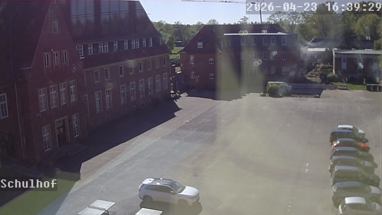 Webcam Schulhof 16:39