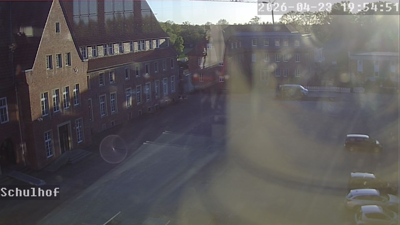 Webcam Schulhof 19:54