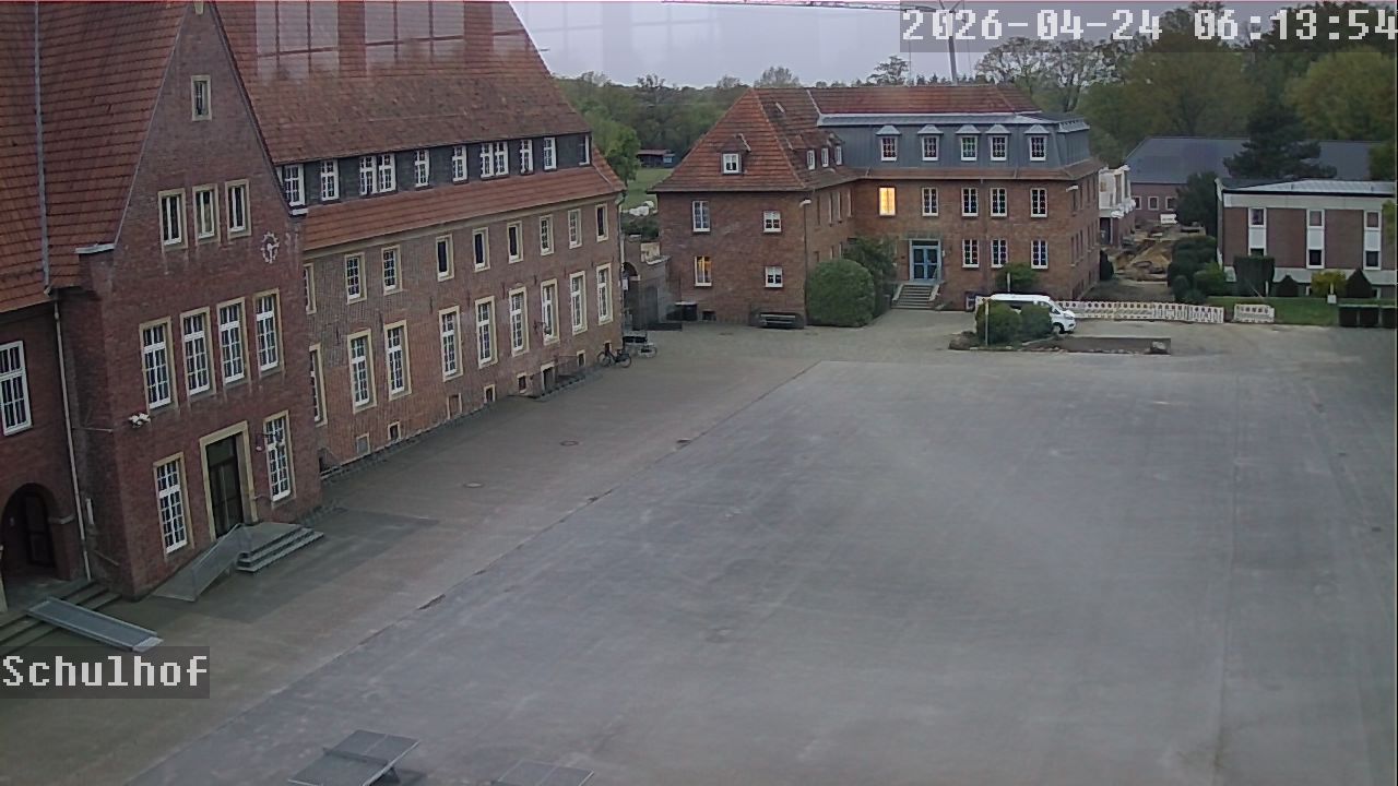 Webcam Schulhof 06:13