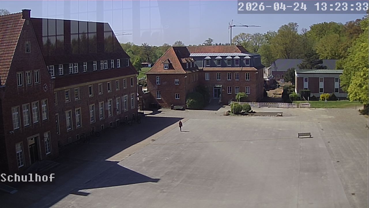 Webcam Schulhof 13:23