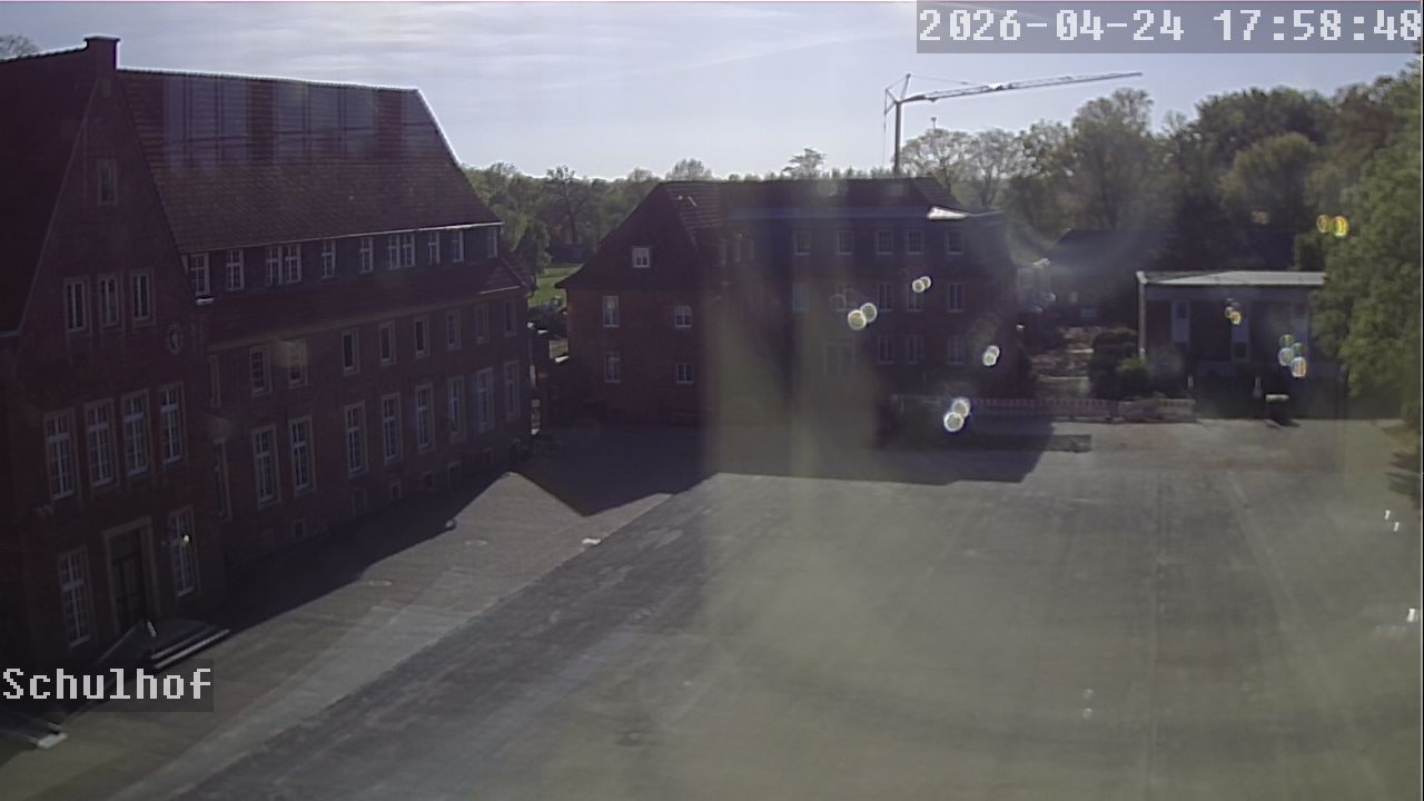 Webcam Schulhof 17:58