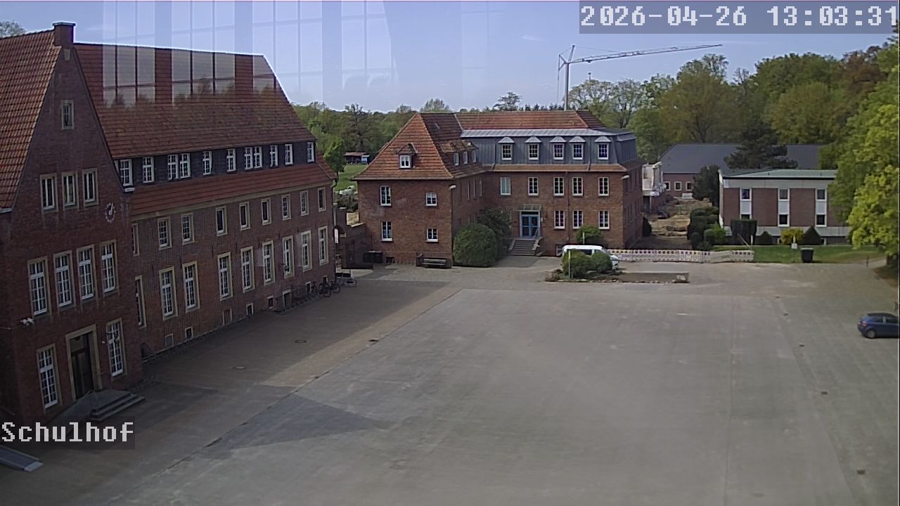 Webcam Schulhof 13:03