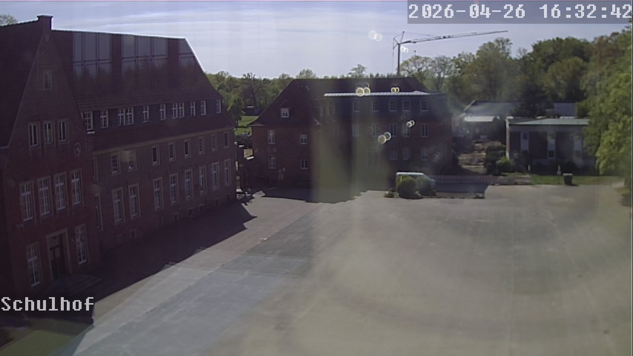 Webcam Schulhof 16:32