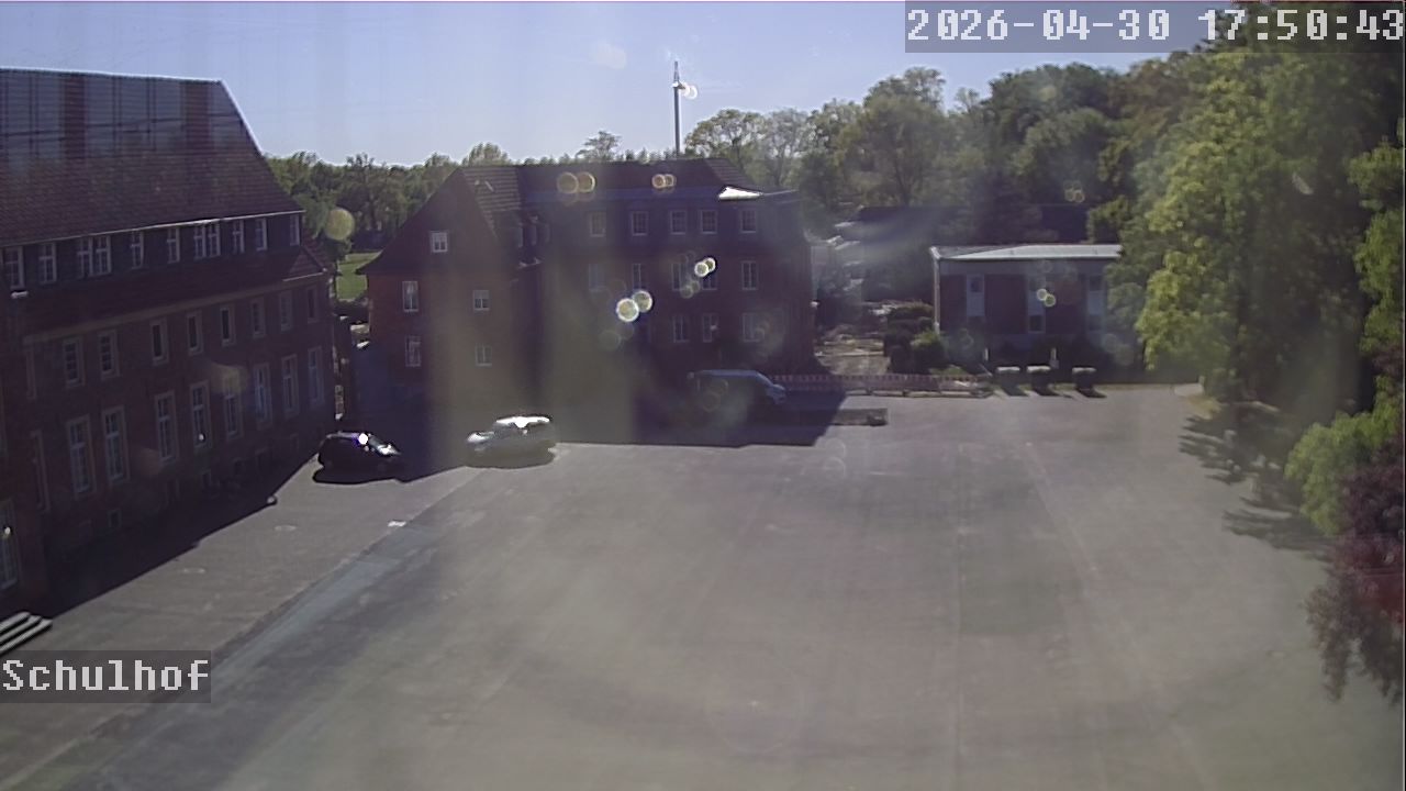 Webcam Schulhof 17:50